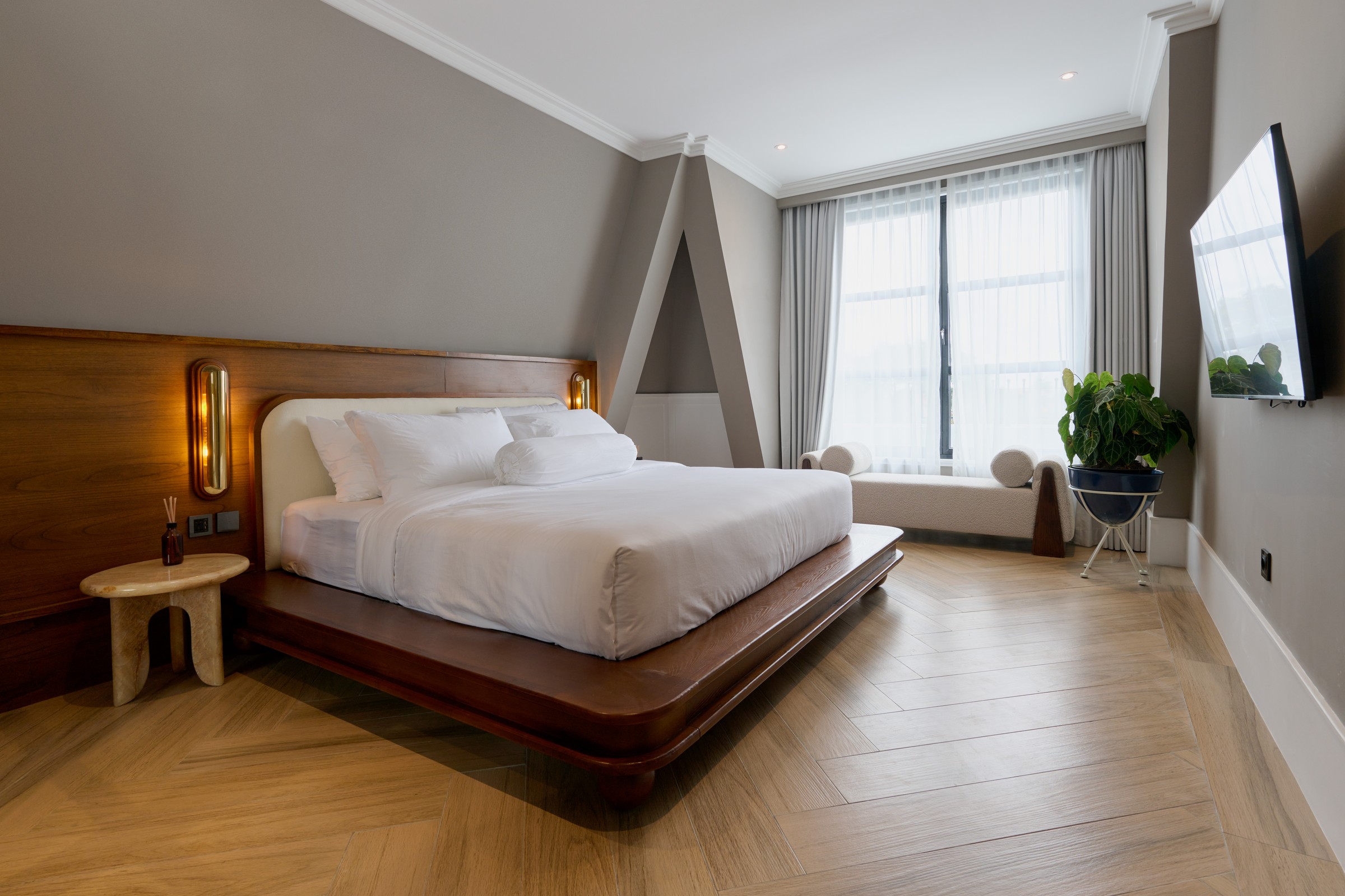Bedroom suite at Mayfair Place